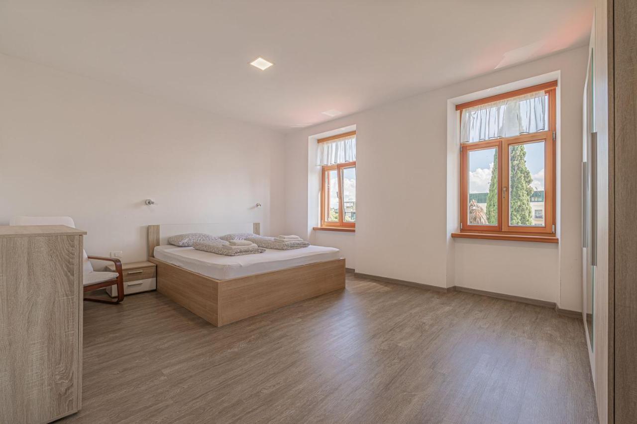 Villa Roma Portorose エクステリア 写真